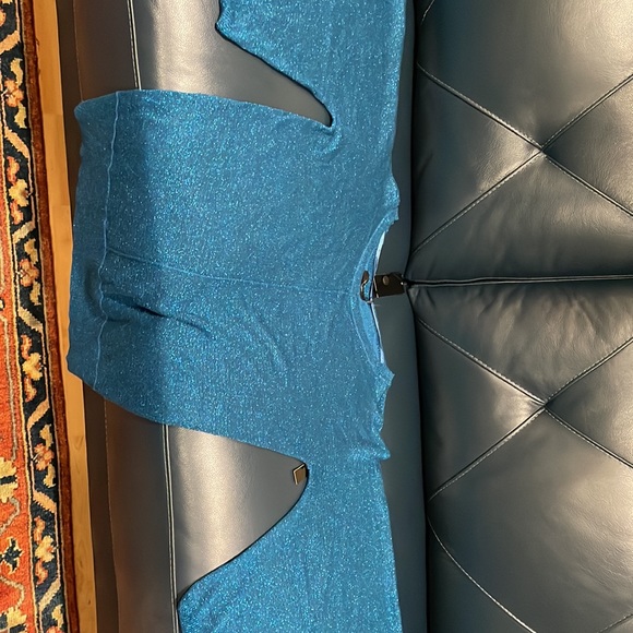 Moroccan Blue sparkly top Very unique sleeves. - Picture 3 of 7